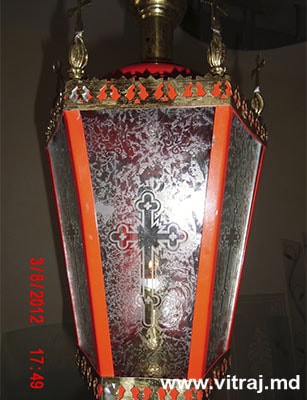 Sticlă decorativă pentru candelabru bisericesc