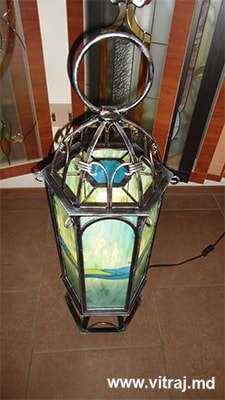 Stained glass lantern in Tiffany tehnique