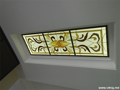 Decorative steined glass for ceilings