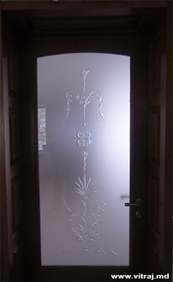 Decorative stained-glass for doors, custom-made